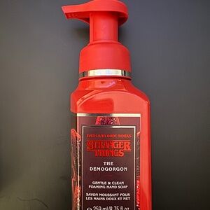 Strangers Things Handsoap Foam x 2